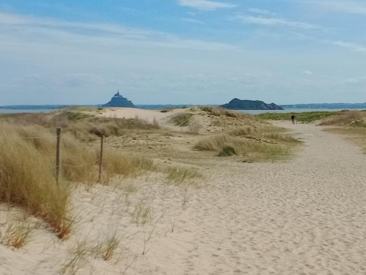 Domaine Des Tisseys Vue Sur Le Mont St Michel Villa Dragey Luaran gambar